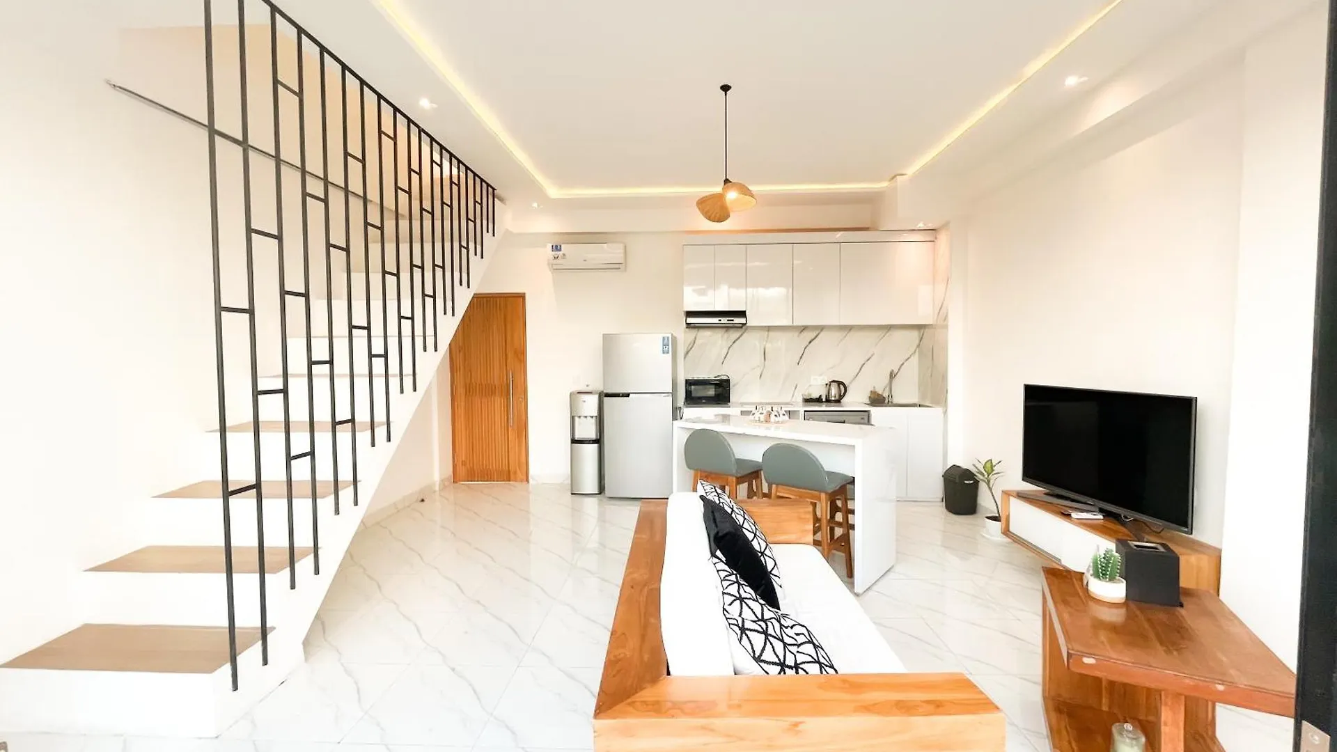 Villa Seminyak Loft 360 3 Bedroom Indonesia