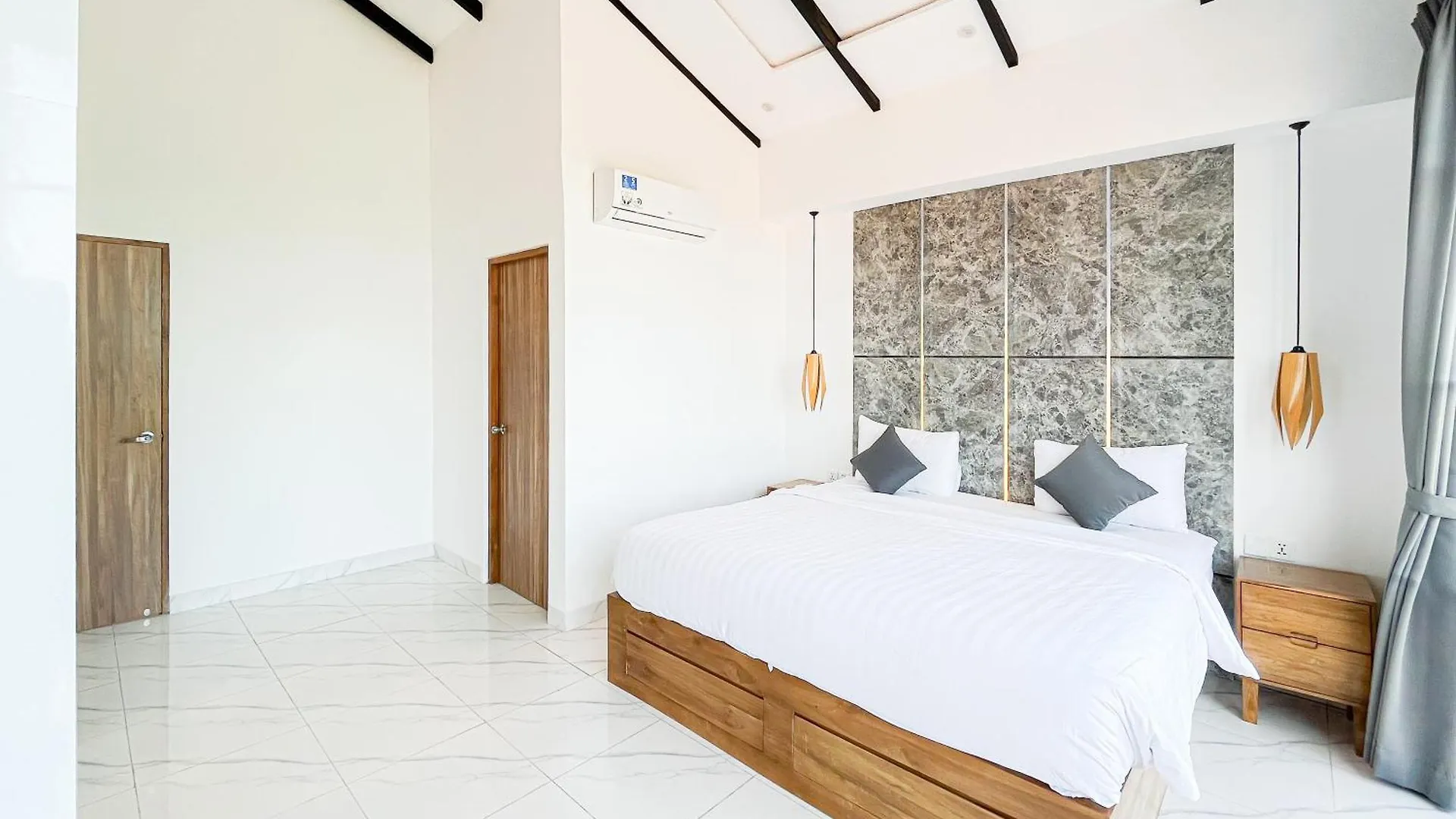 Villa Seminyak Loft 360 3 Bedroom