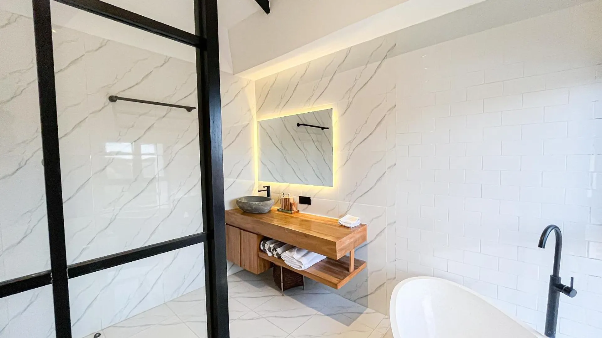 Villa Seminyak Loft 360 3 Bedroom Seminyak (Bali)
