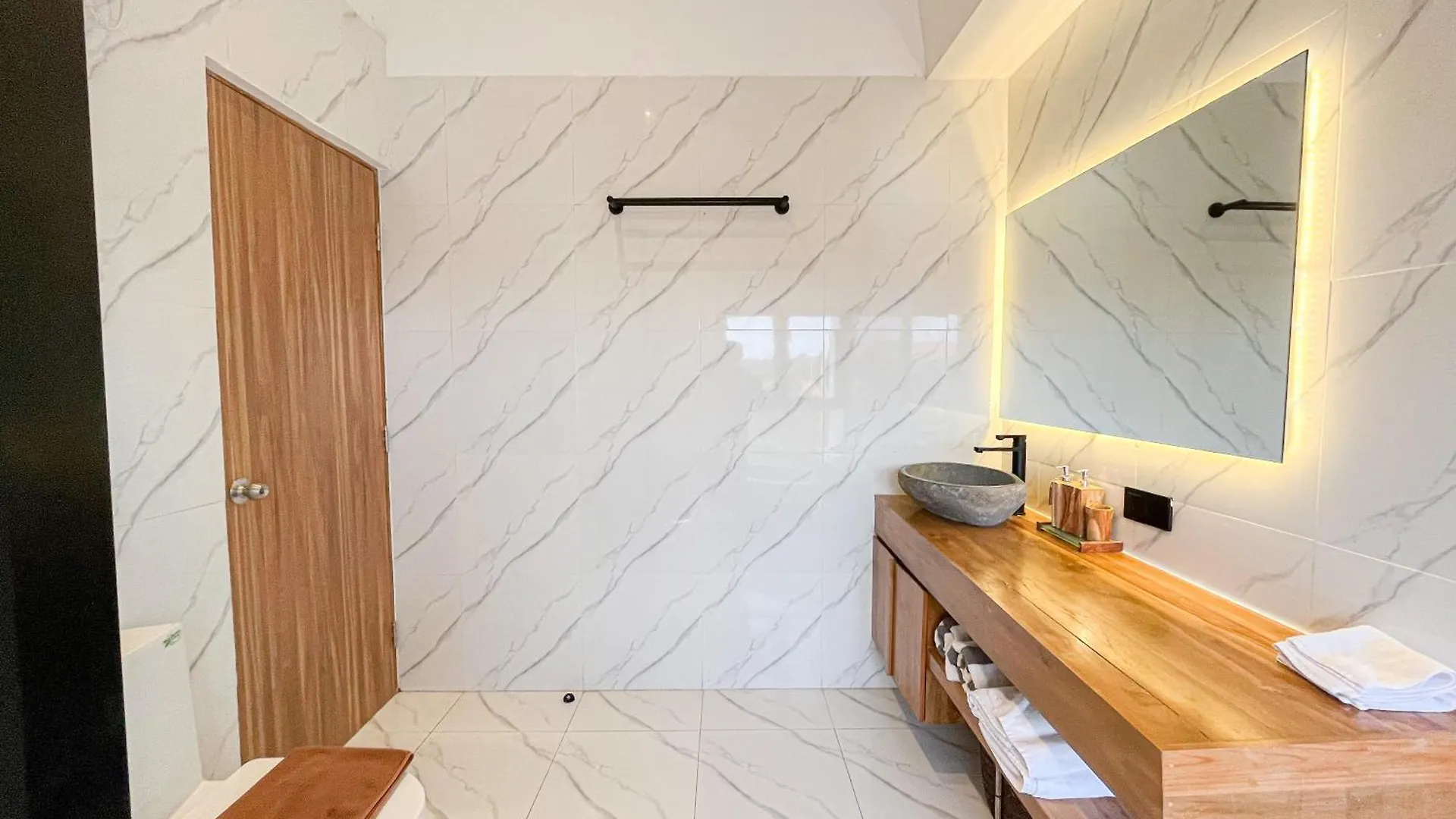 Villa Seminyak Loft 360 3 Bedroom